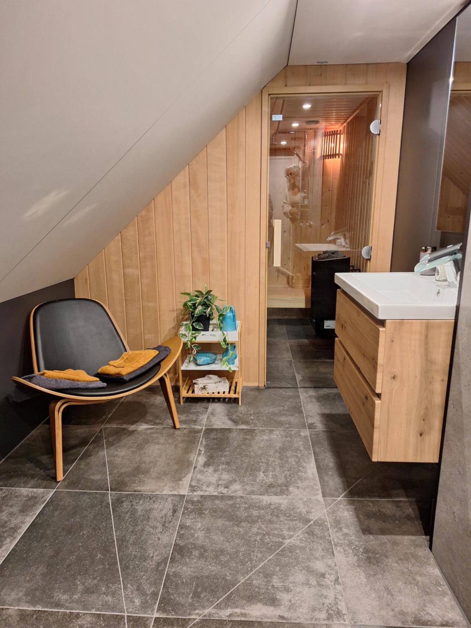Loft De Hooizolder Met Sauna Bij Te Boeken Gees المظهر الخارجي الصورة
